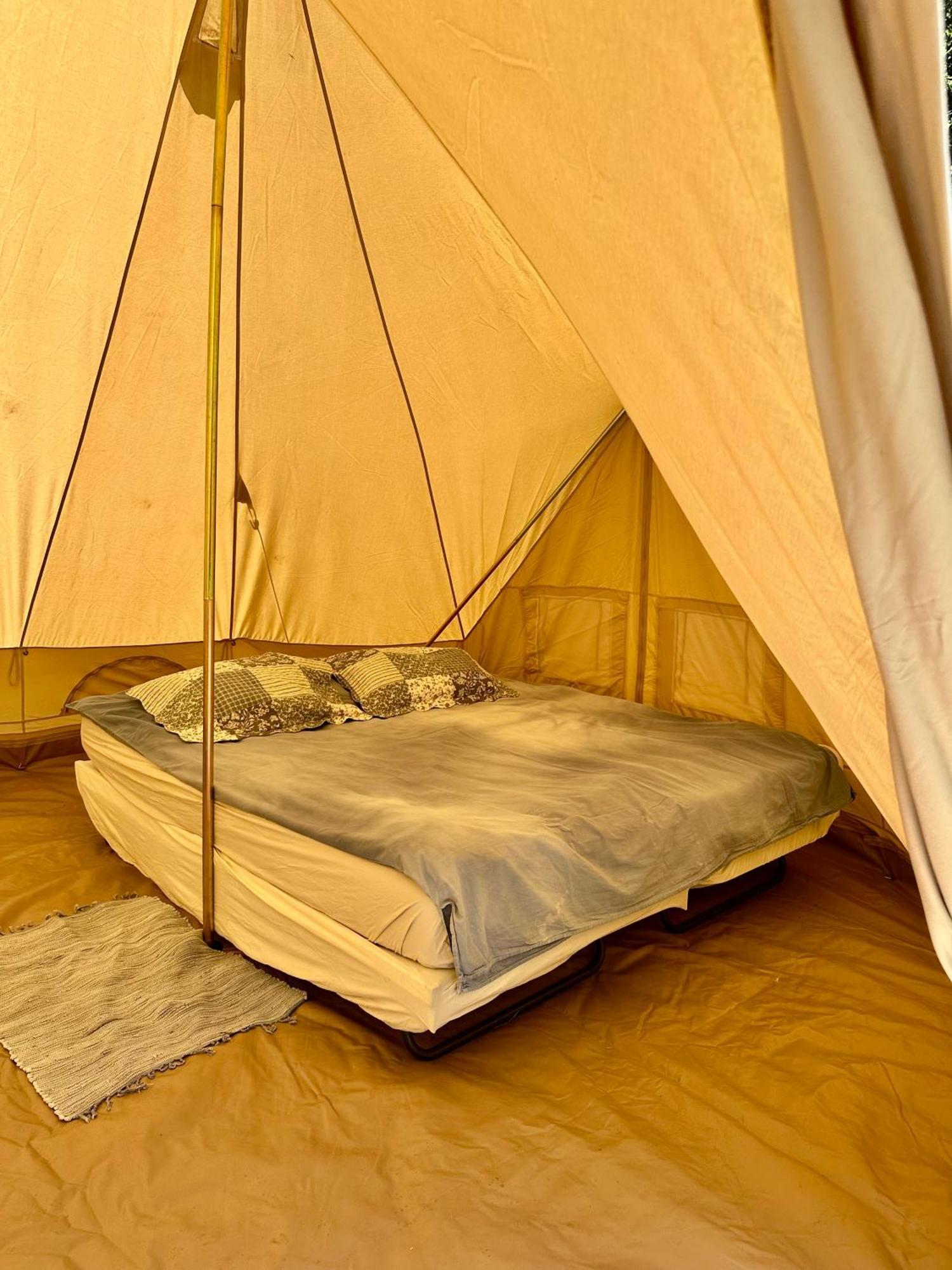 Giant Canvas Rental Tent Agro-Turismo Quinta Da Fonte 菲盖罗杜什维纽什 外观 照片