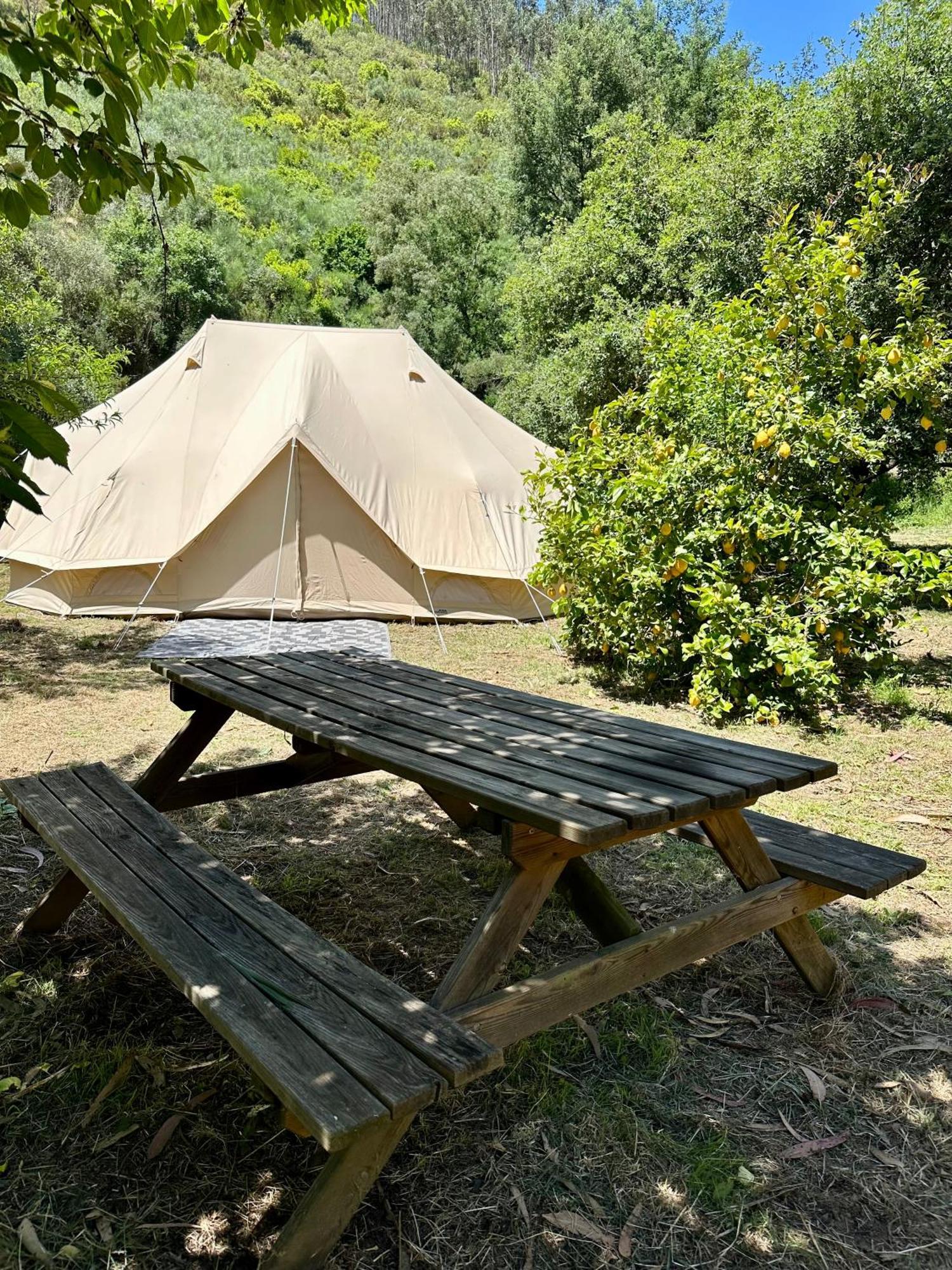 Giant Canvas Rental Tent Agro-Turismo Quinta Da Fonte 菲盖罗杜什维纽什 外观 照片